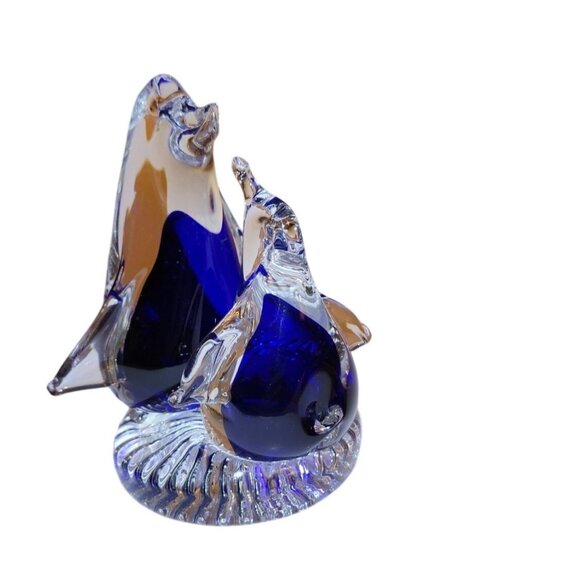 Handcrafted Murano Style Cobalt Mama and Baby Penguins - Picture 5 of 9
